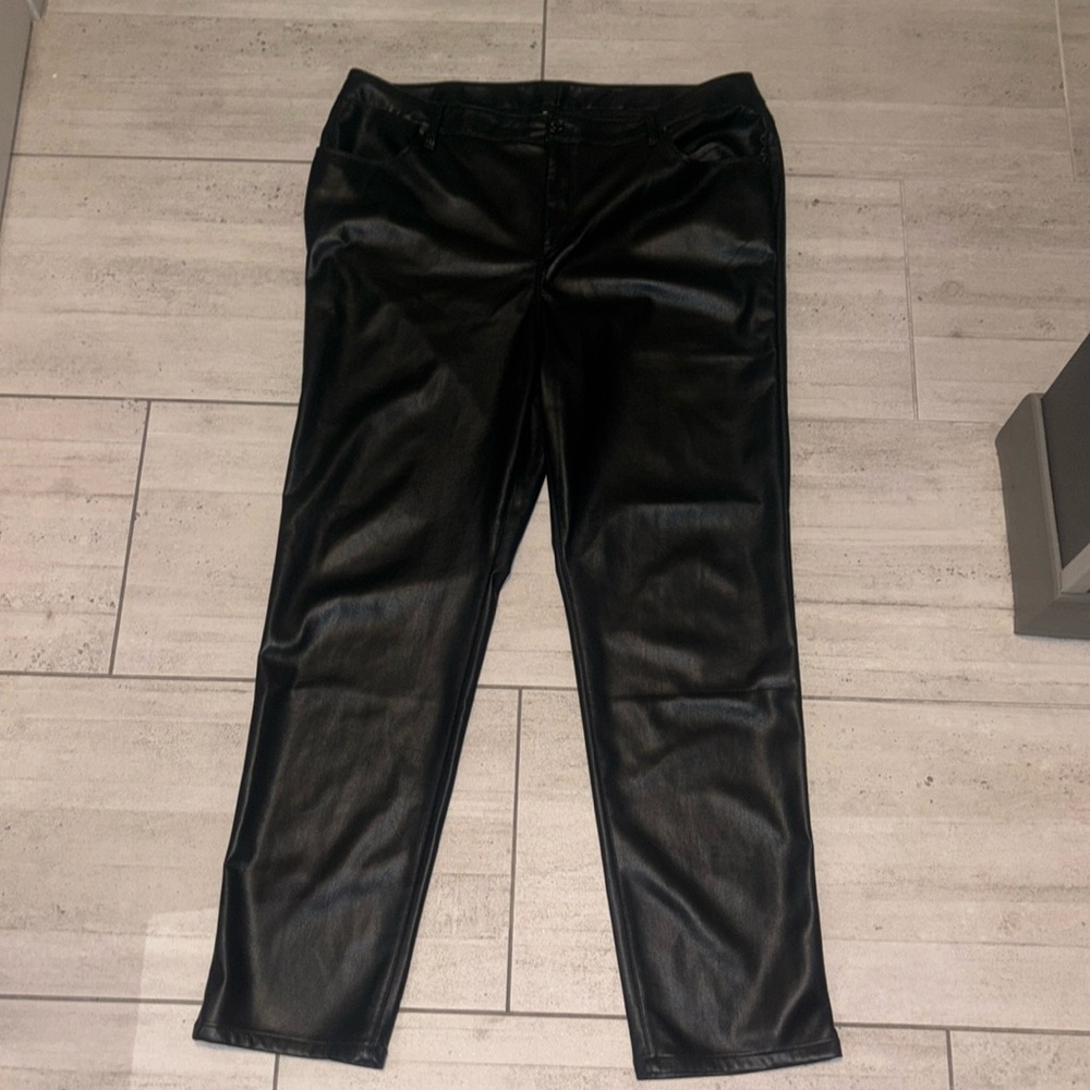 Chicoโs Vegan Leather Black Pants Size XL Chicoโs Size 3 Faux Leather